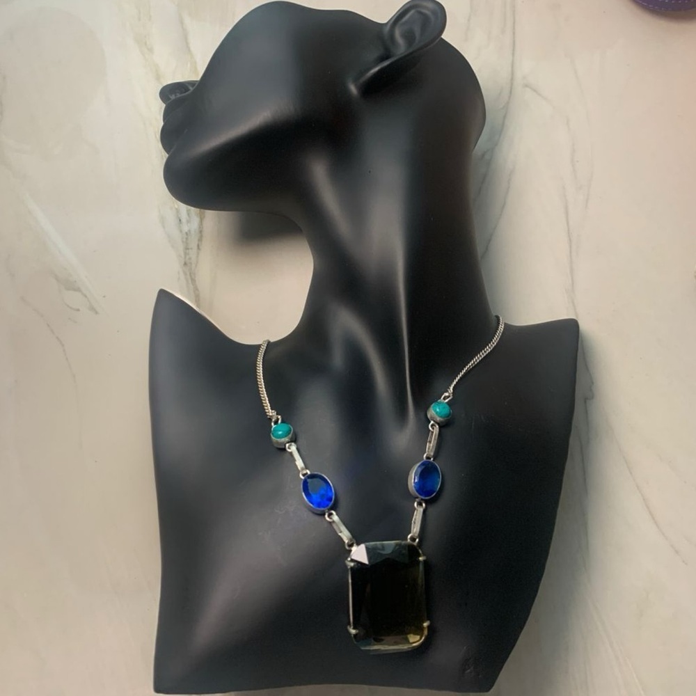 2318 Chic Silver Necklace with Blue and Green Stones - Picture 4 of 6